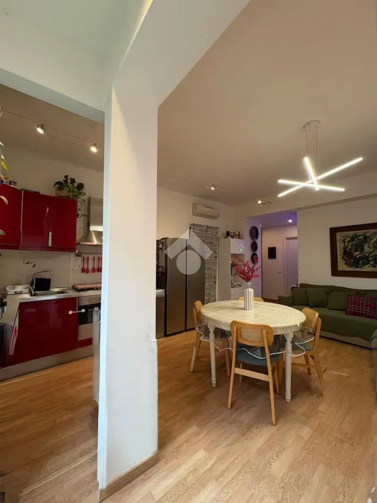 Salle à manger - 2-Bedroom Apartment with Ascender in Milan