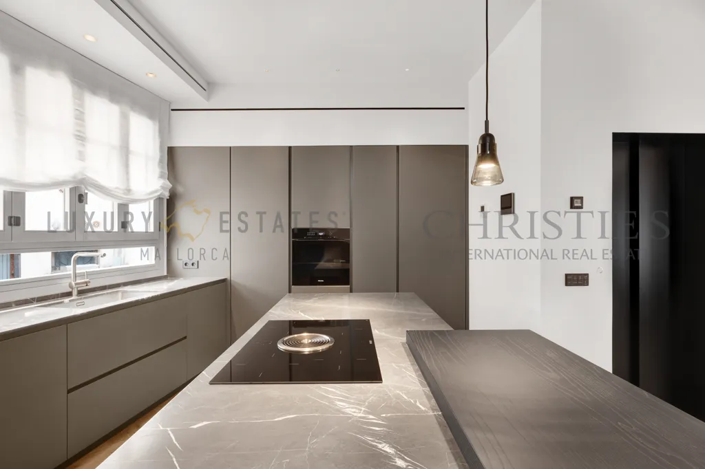 Cuisine - Townhouse with Rooftop Pool in Palma