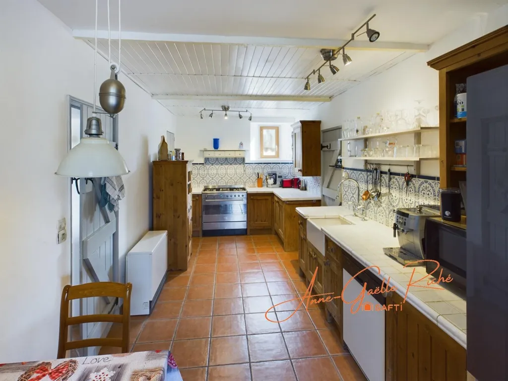 Cuisine - Maison Charentaise avec Gîte et Piscine à Semoussac
