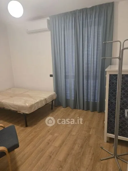 Chambres - Fully Furnished Triplex with Balcony in Caserta