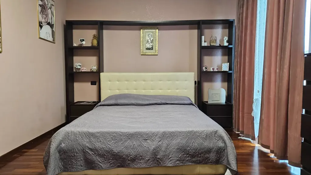 Chambres - Bifamiliare Villa with Pool in Oleggio