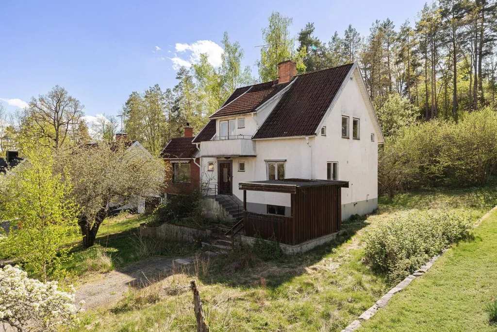 Välivaade - Charming Villa with Garden in Överum