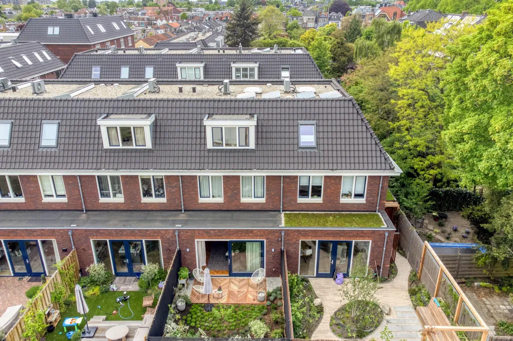 6-room house in Leiden