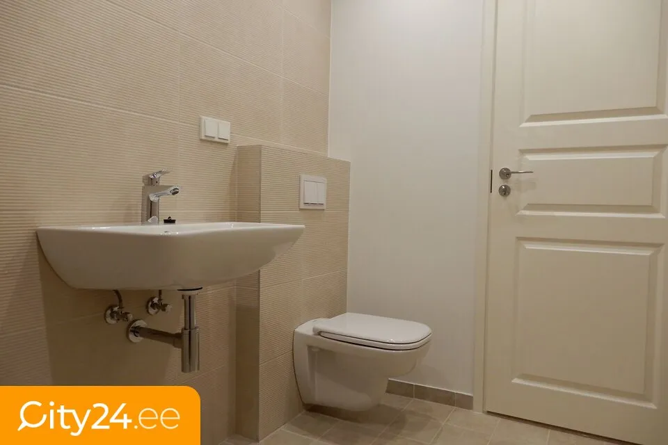 Vannitoad - New Apartment with Balcony in Rae