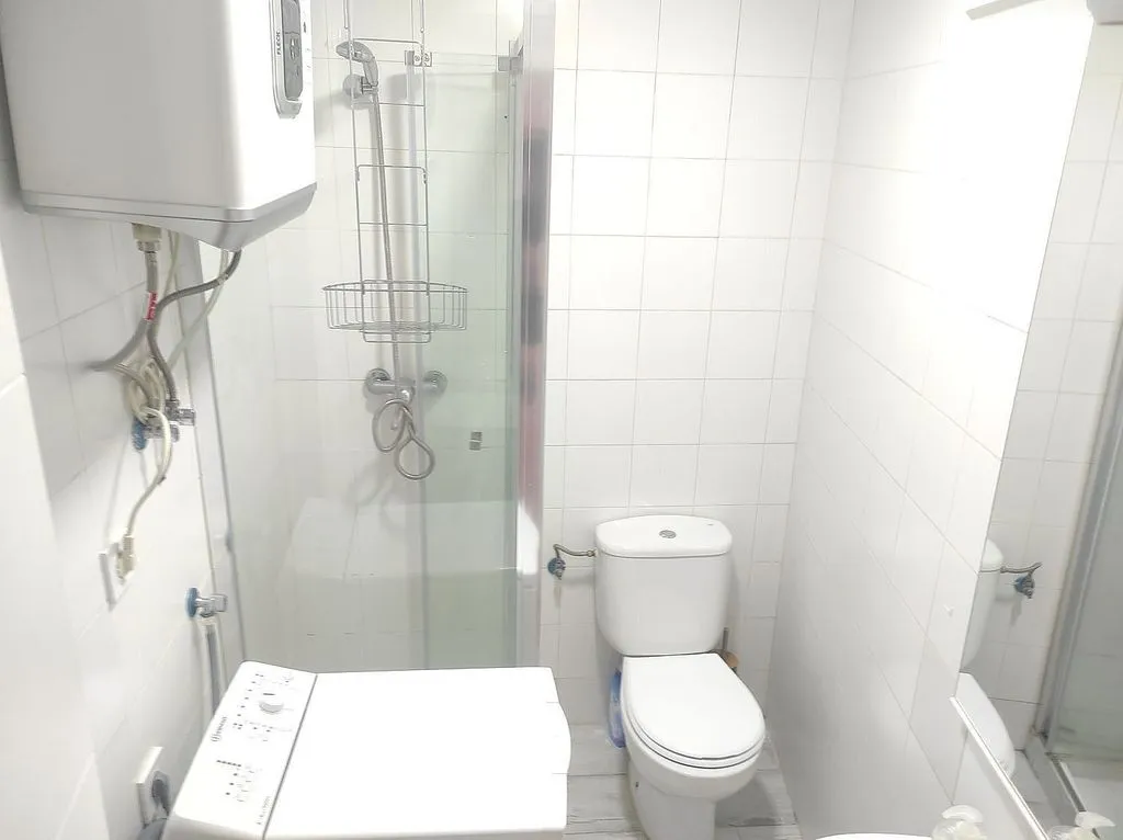 Vannitoad - Sunny 1-Bedroom Flat in Almagro