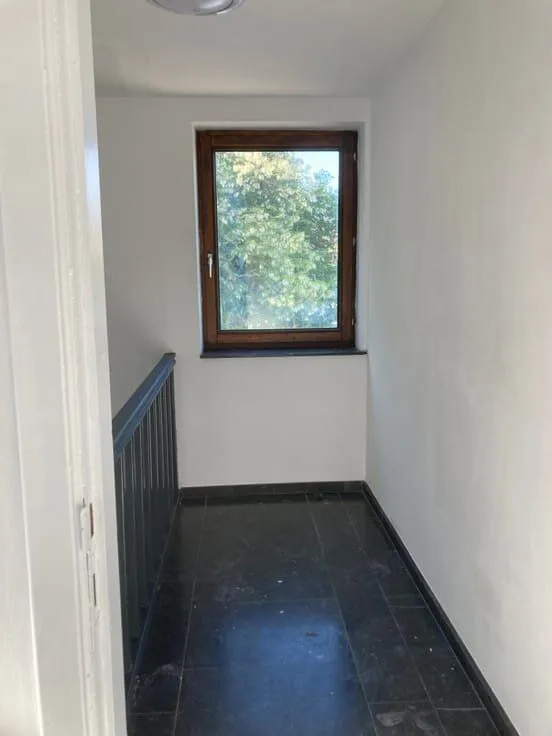 Esik - Bright Flat Near Wavre Centre