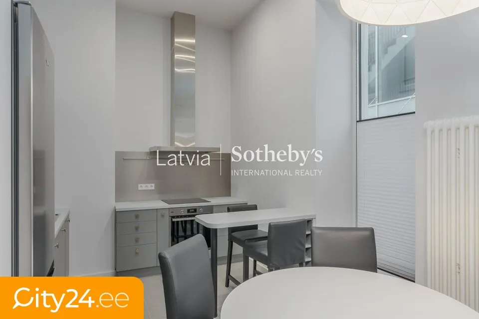 Söögituba - 2-Bedroom Apartment with National Library View in Riga