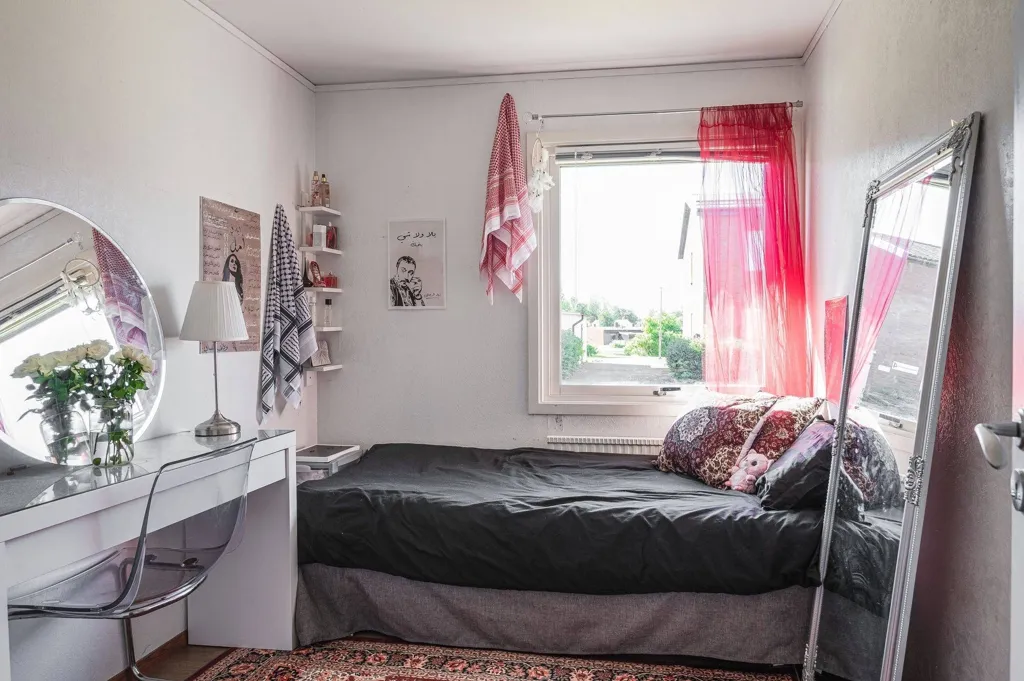 4-toaline maja asukohas Vara kommun