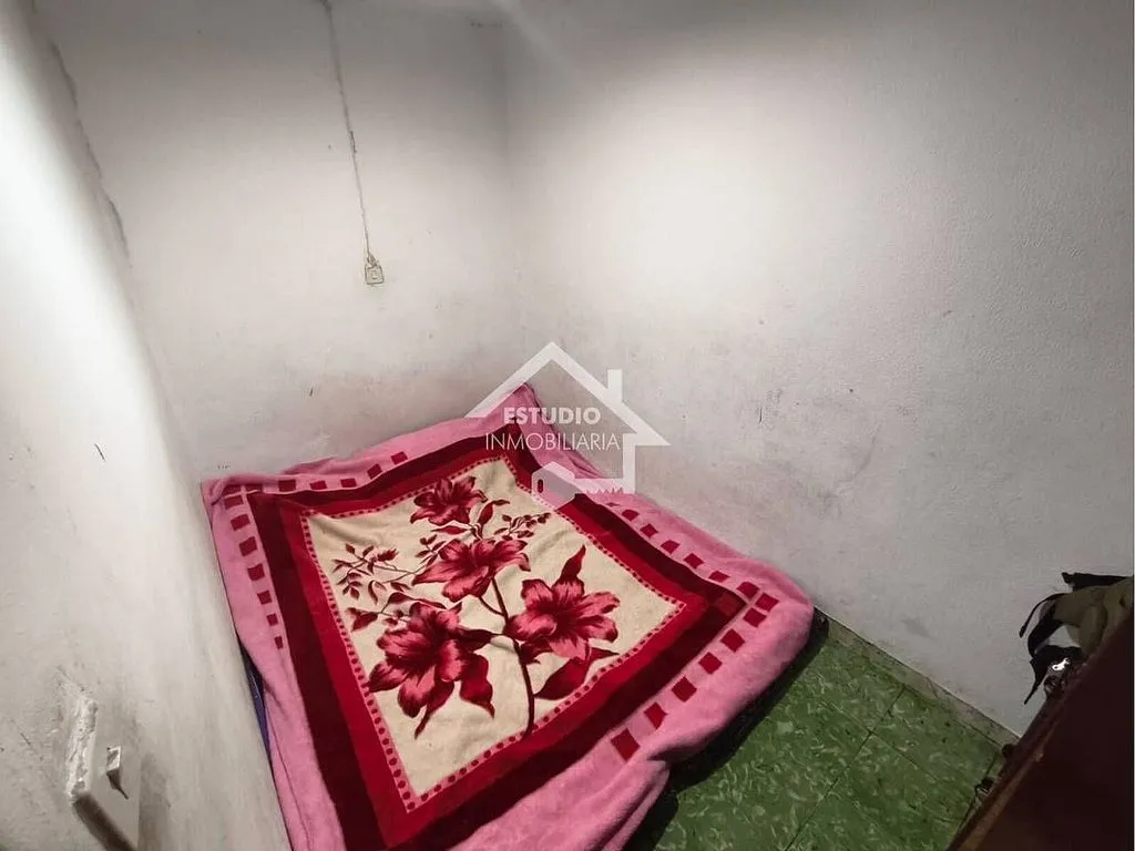 Chambres - House for Renovation with Loft in Mendavia