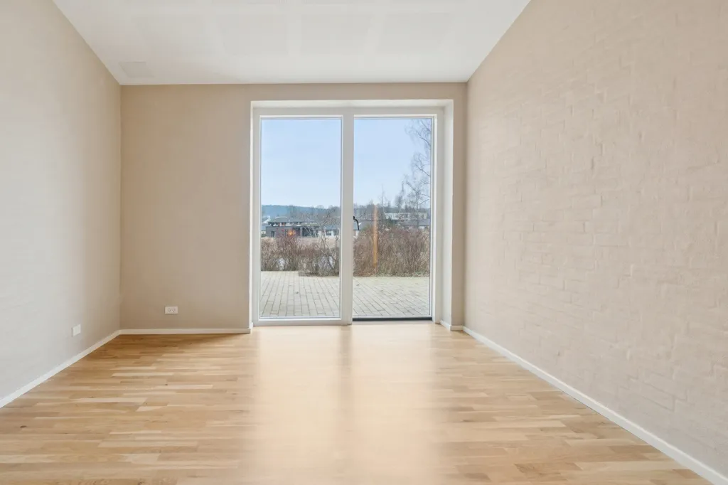 Toad - Contemporary Villa with Large Garden in Silkeborg
