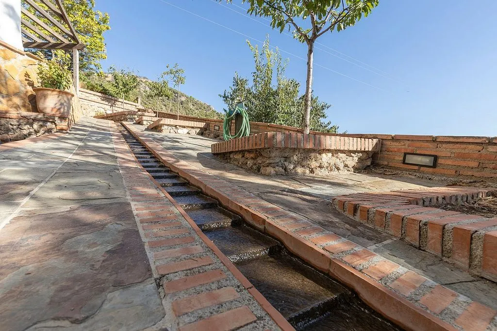 Jardin - Chalet with Pool and Terrace in Nívar