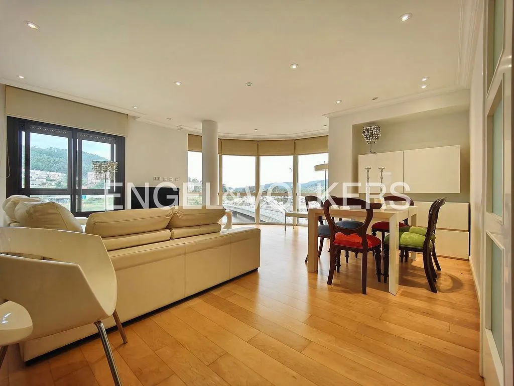 Elutuba - 2-Bedroom Apartment with River View in Centre