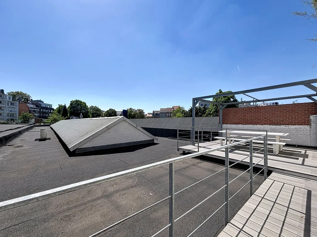 Terrasse - Bureau Rénové avec Terrasse à Elsene
