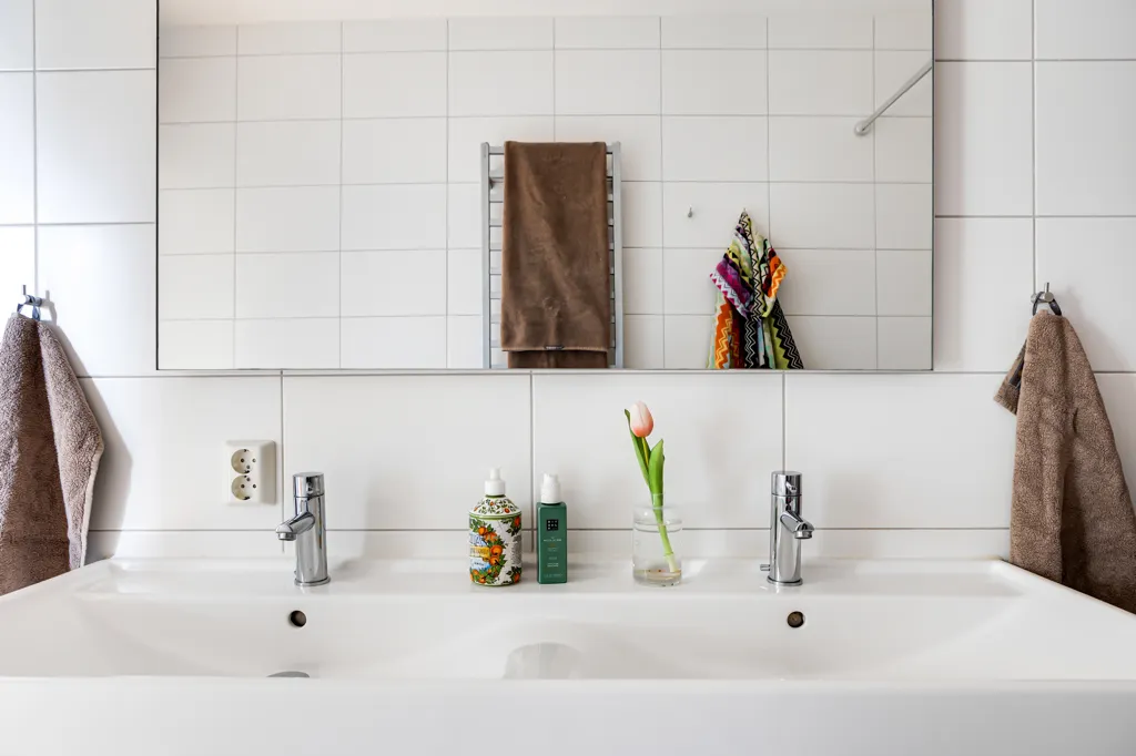 Bathrooms - Gable House with Garden in Ljunghusen
