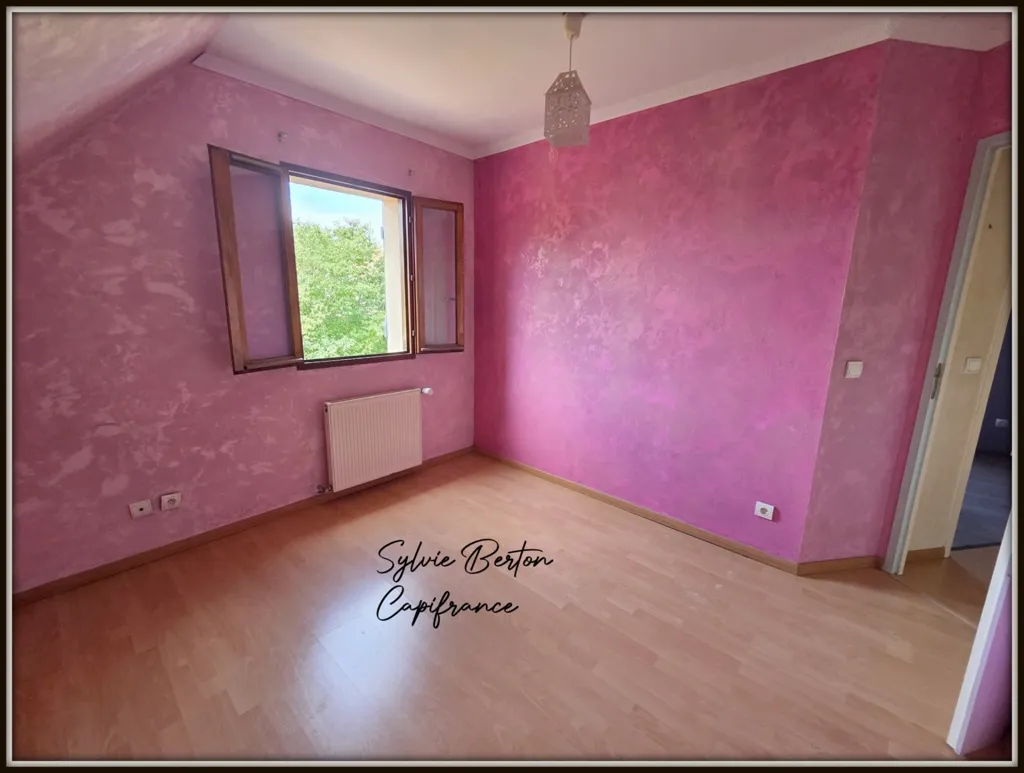 Camere da letto - House with Garden and Garage in Sevran