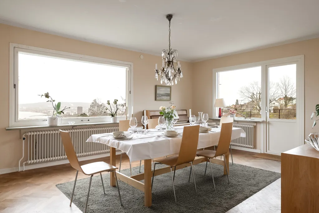Söögituba - Panoramic Villa with Mountain View in Jönköping