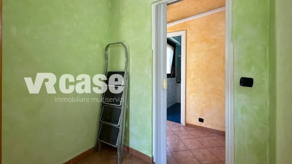 Entrée - Three-Bedroom Apartment in Frascati, Rome