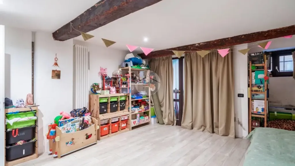 Chambres - Rustic-Style Flat with Courtyard in Brescia