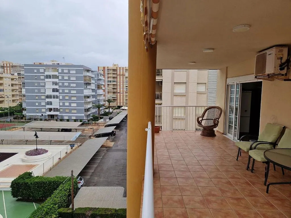 Balcon - Beachfront Apartment with Pool in Benicàssim