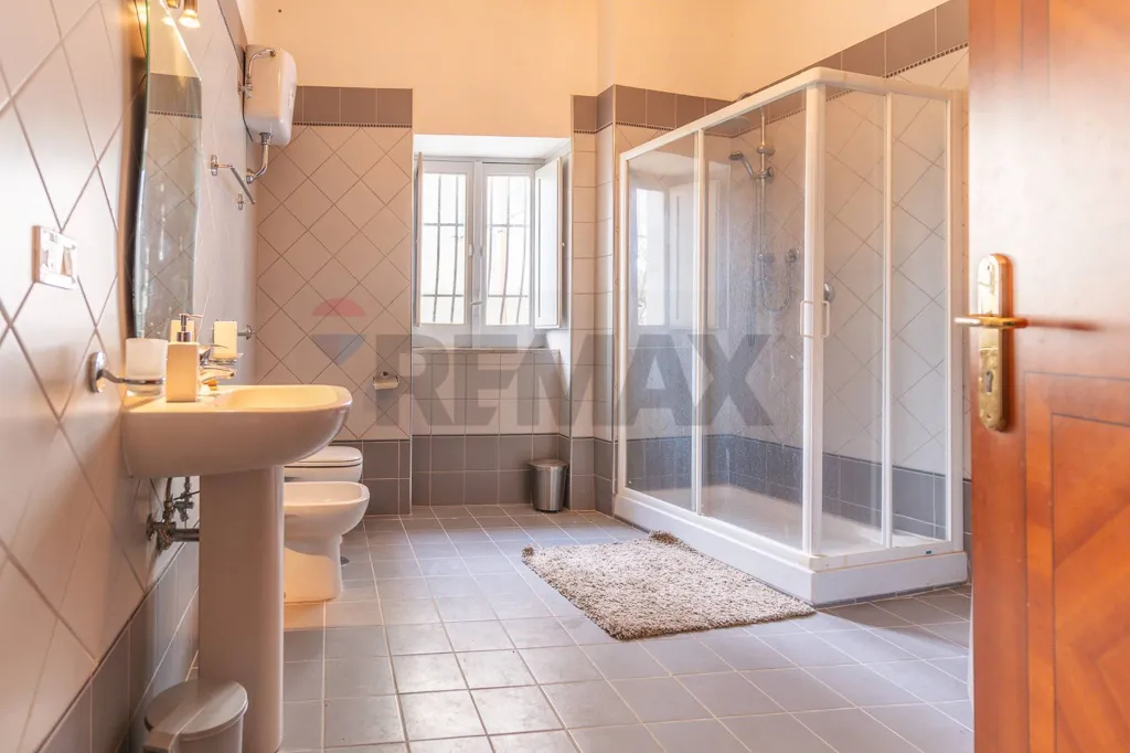 Vannitoad - Historic Villa with Garden in San Castrese