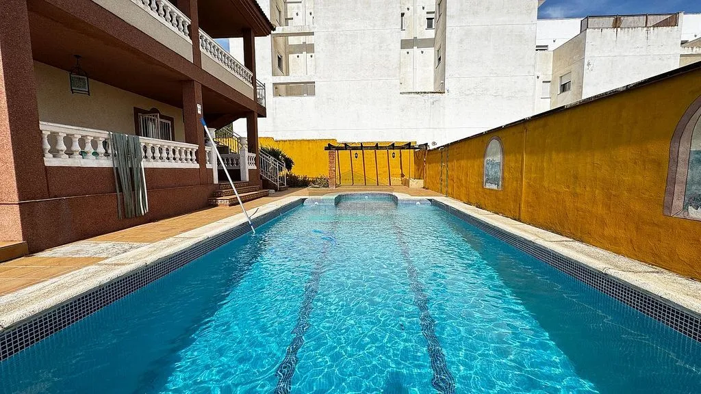 pool_area