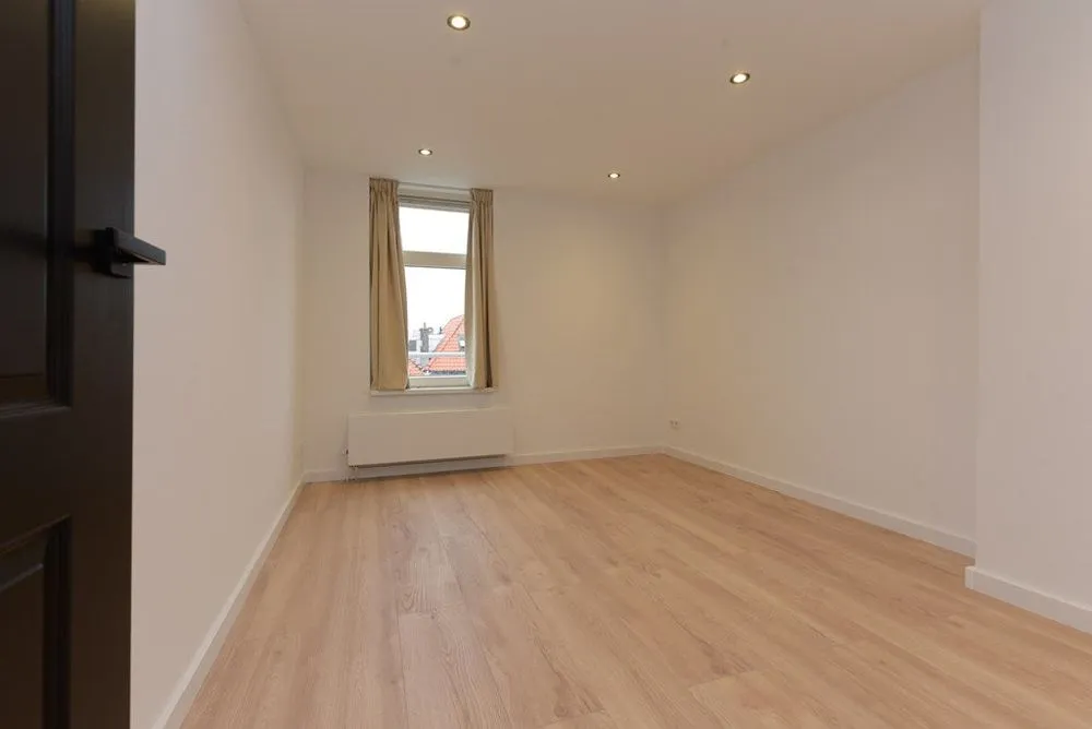Appartement 5 pièces à Den Haag
