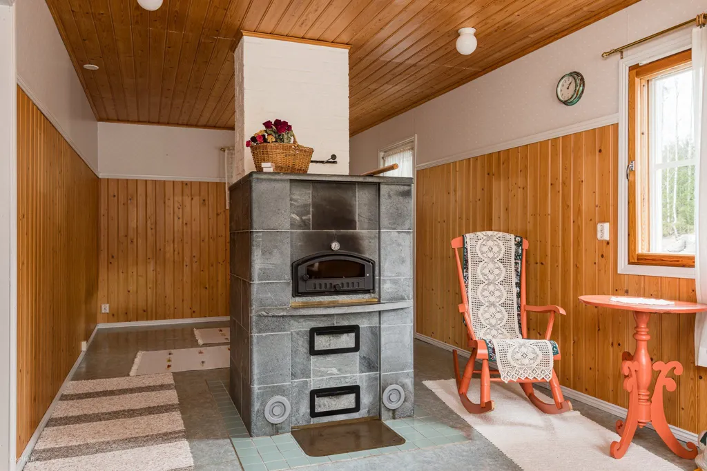 Cuisine - 1980s Cottage with River Access in Kellahti, Pori