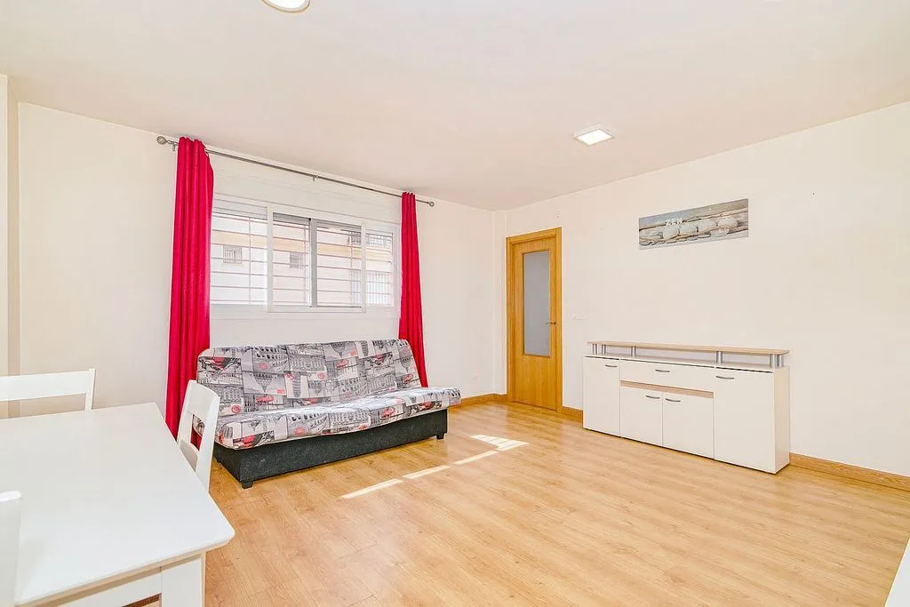 Elutuba - Reformed Flat with Terrace in Cijuela