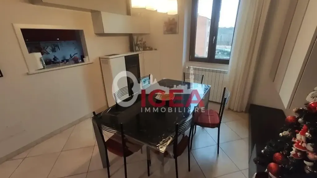 Appartement 5 pièces à IT