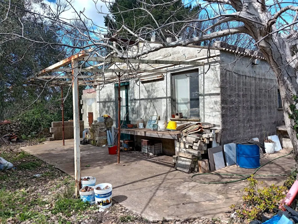 Exterior - Agricultural Land with Existing Structures in Palazzolo Acreide
