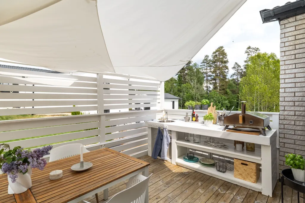Terrace - Family-Friendly Semi-Detached House in Taberg