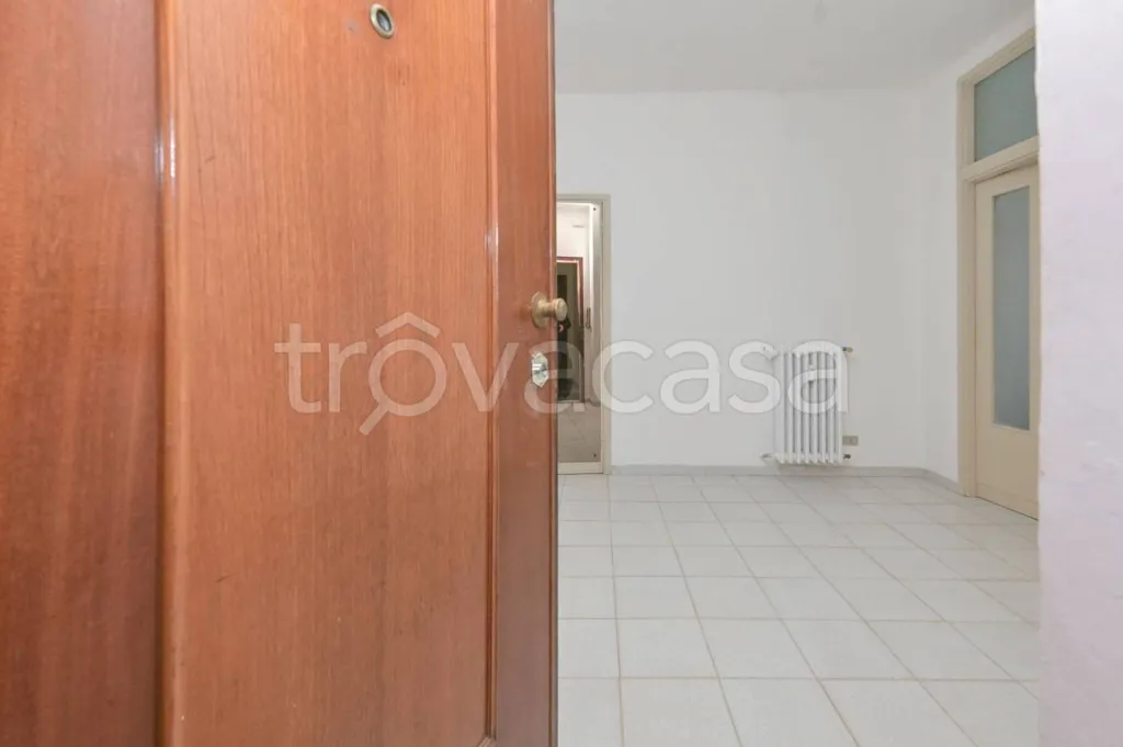 hallway_entrance
