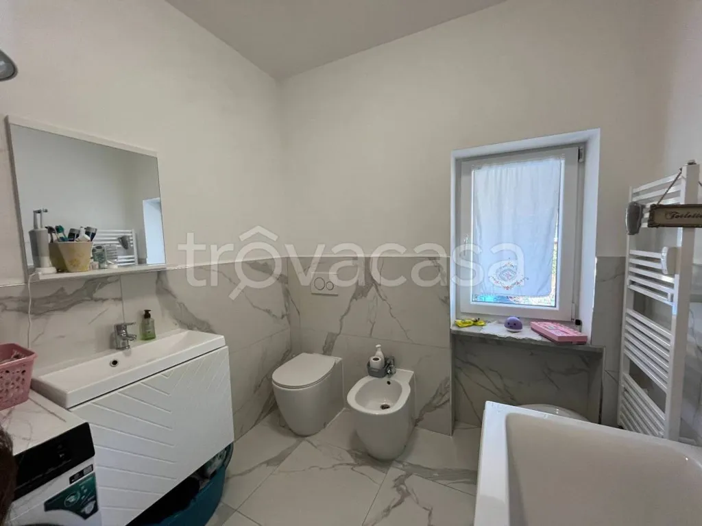 Bagni - Rustic Attico with Balcony in Chiusa di Pesio