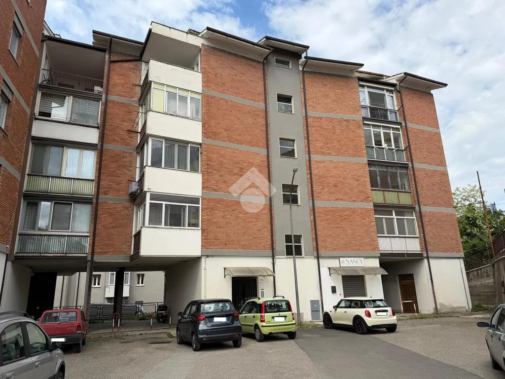 Extérieur - Apartment with Balcony in Potenza