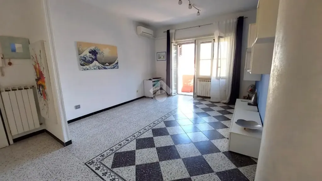 Entrée - Apartment with Balconies near Piazza del Popolo, Latina