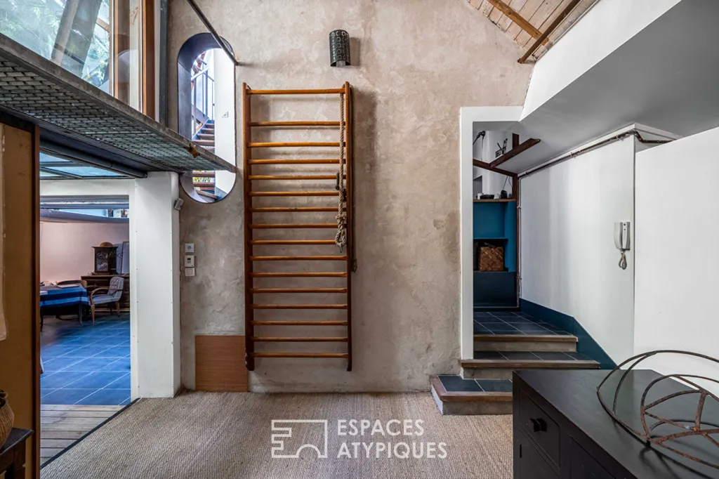 Toad - Boat-Inspired Loft with Garden in Gobelins