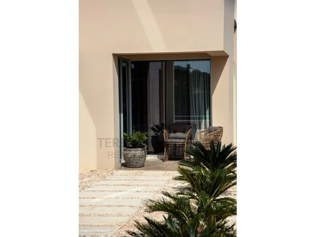Terrazza - Modern House with Sea View in Lagoa