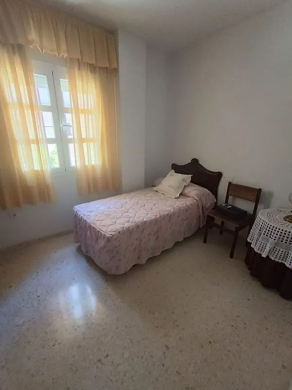 Apartment with Garage in Jerez Centre