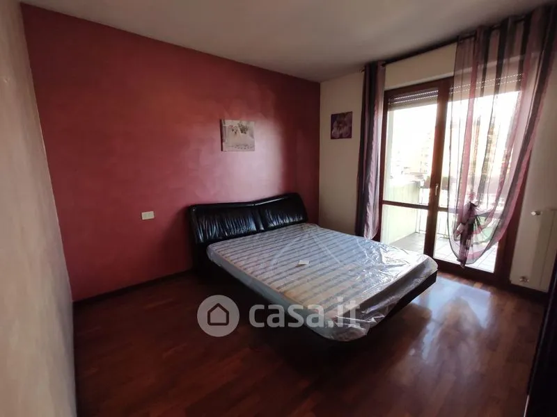 Chambres - Two-Level Apartment with Balcony in Bergamo