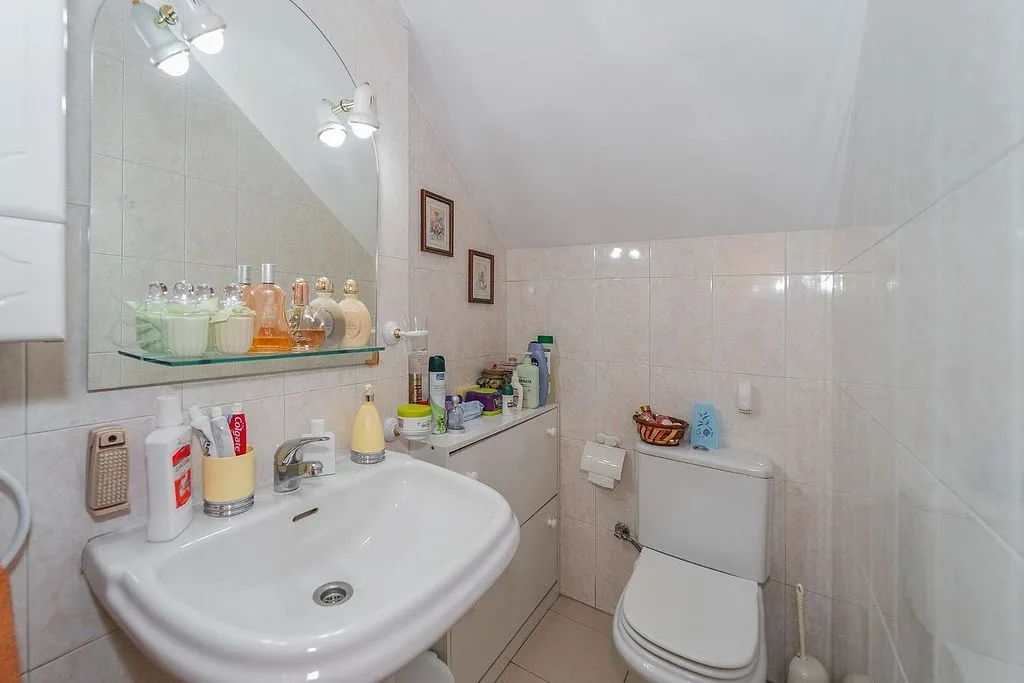 Bagni - Terraced Semi-Detached House with Garden in Parla