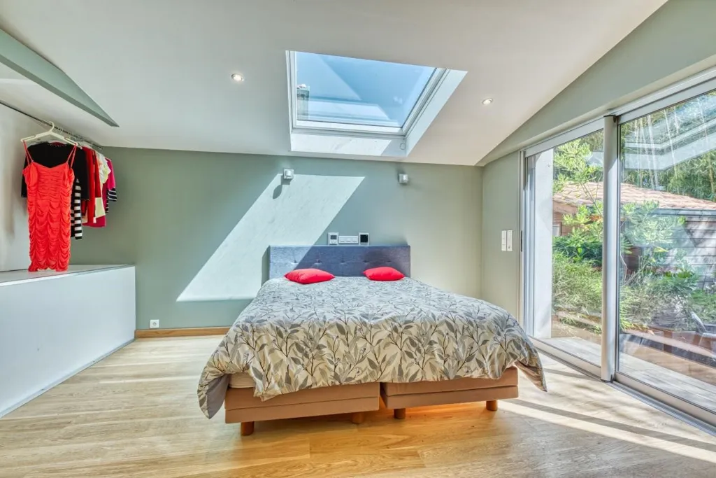 Camere da letto - Architectural House with Patio near Pessac