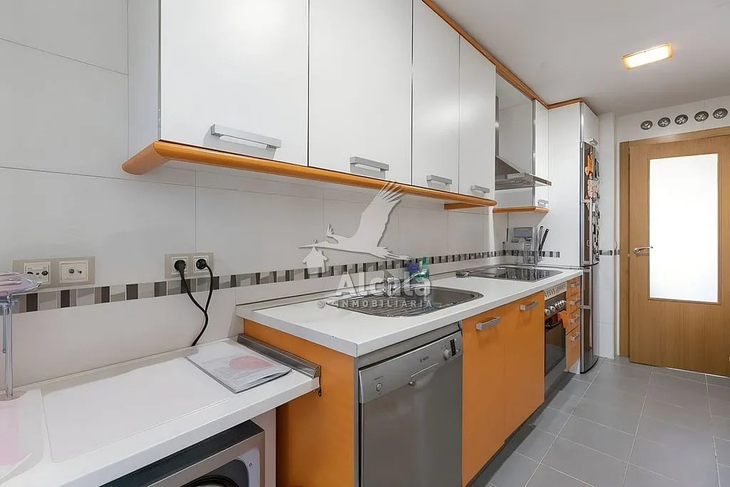 Köök - Apartment with Pool in El Olivar, Alcalá de Henares
