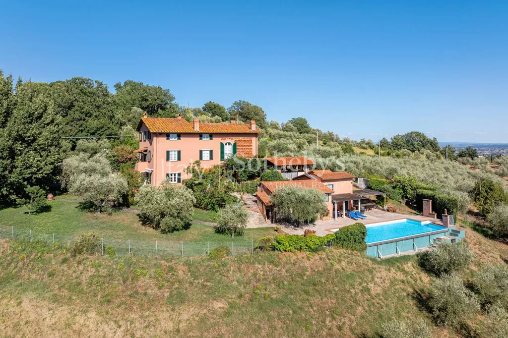 Vue aérienne - Tuscan Farmhouse with Panoramic View near Lucca