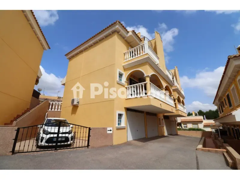 Välivaade - East-Facing Semi-Detached House with Pool in Algorfa