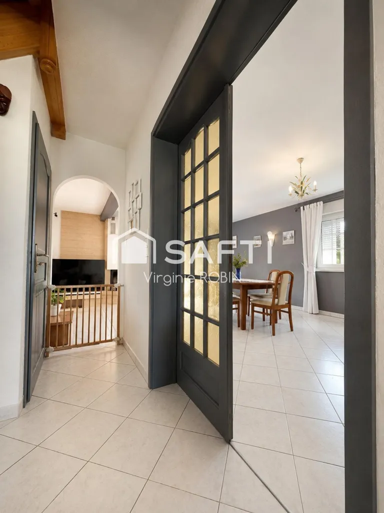 Ingresso - House with Pool near Obernai