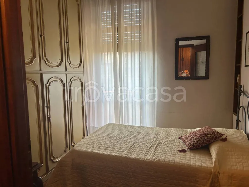 Bedrooms - 1934 Apartment with Balconies in Turin
