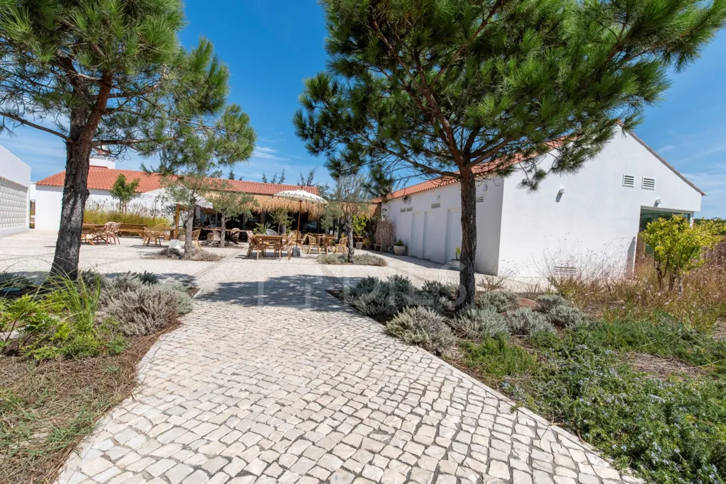 Garden - Plot with Potential for Villa in La Reserve, Carvalhal