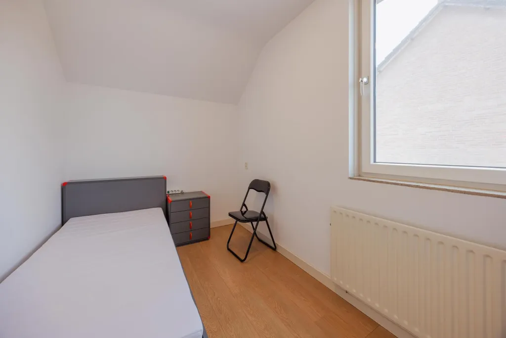 Maison 6 pièces à Broekhuizen