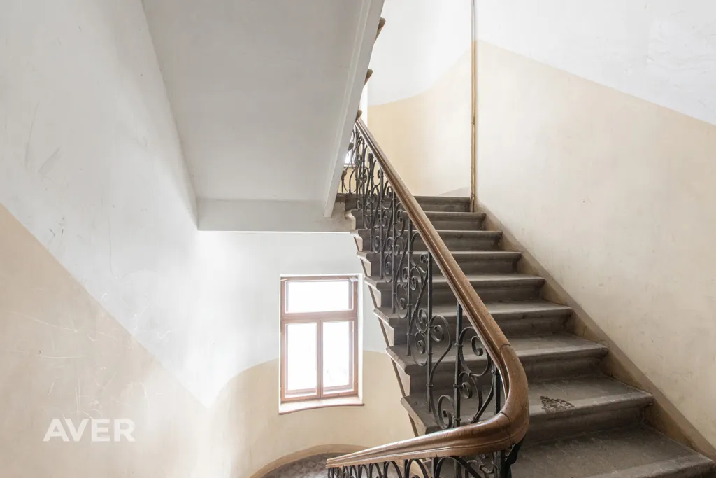 Pièces - Renovated 2-Bedroom Apartment in Riga Centre