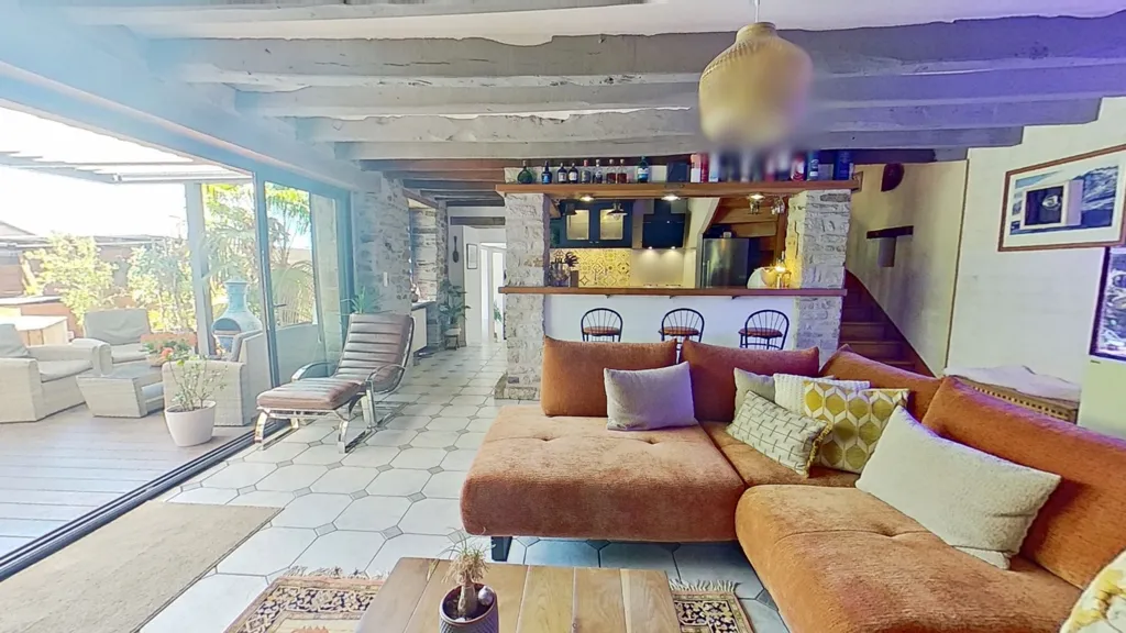 Elutuba - Rustic Stone House with Pool in Cournon